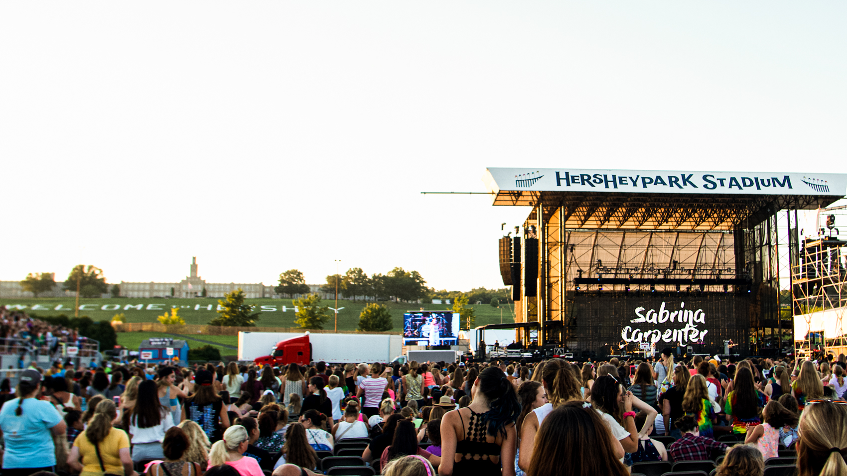 2016 Show of the Summer
Herseypark Stadium
Hersey, PA
August 20, 2016

DerekBrad.com